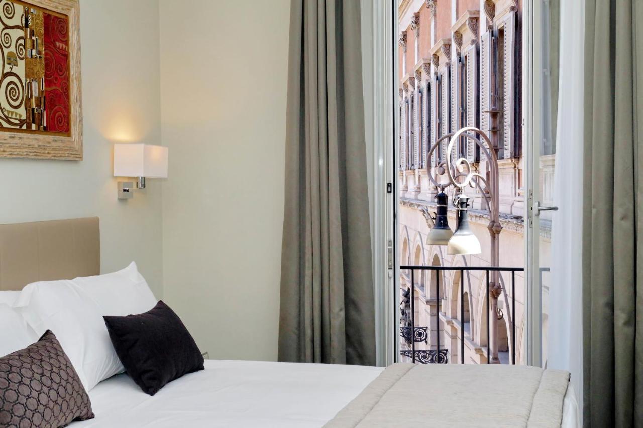 Piazza Venezia Grand Bed and breakfast