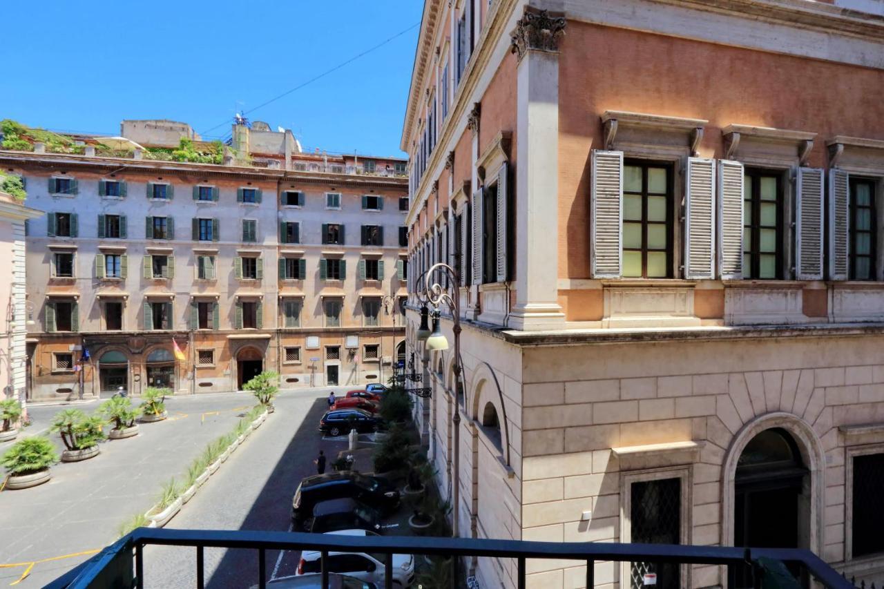 Bed and breakfast Piazza Venezia Grand 2*